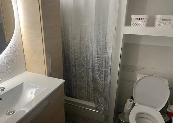 Апартаменты Port Athena 76 Climatisation Wifi Et Parking Collectif